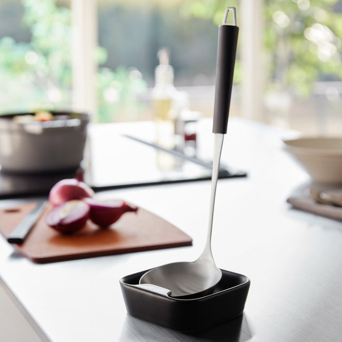 Ceramic Ladle Stand
