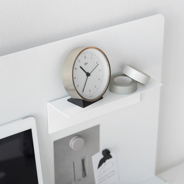 Magnetic Shelf