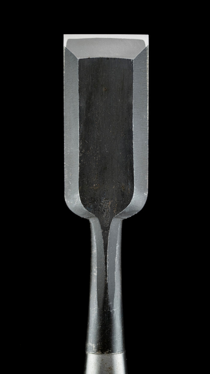 Tataki-Nomi Japanese Hand Made Timber Chisel By Yamahiro - 42mm