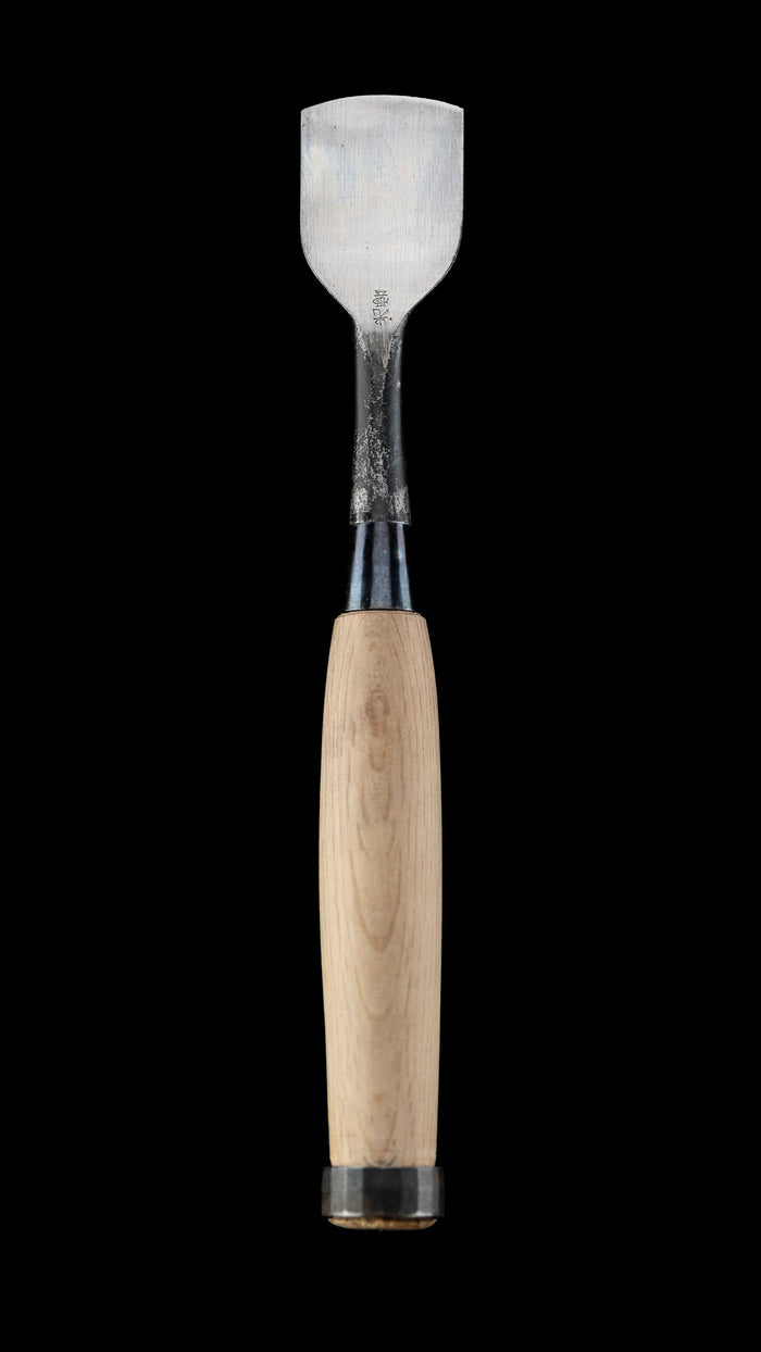 Uchimaru nomi Japanese Shallow U-Gouge Chisel By Koun - 36mm