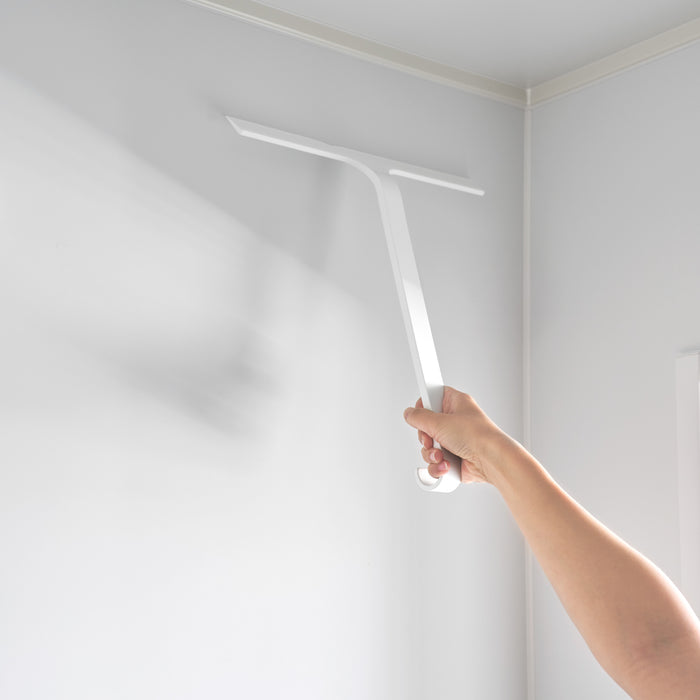 Wiper with Hook
